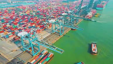 广州南沙港集装箱港口码头视频的预览图